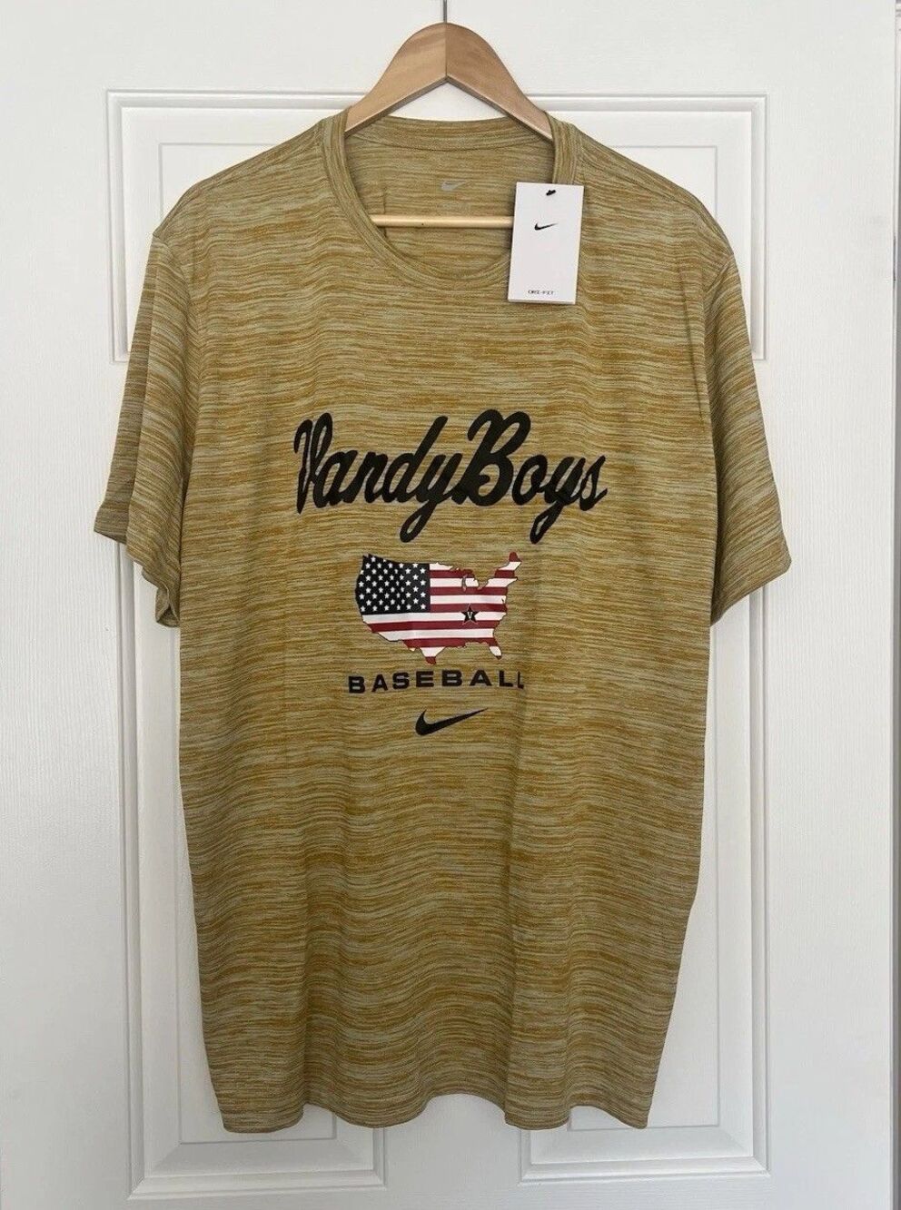 Nike Vandy Boys Baseball Dri Fit Tshirt Gold Size XXL NWT Vanderbilt